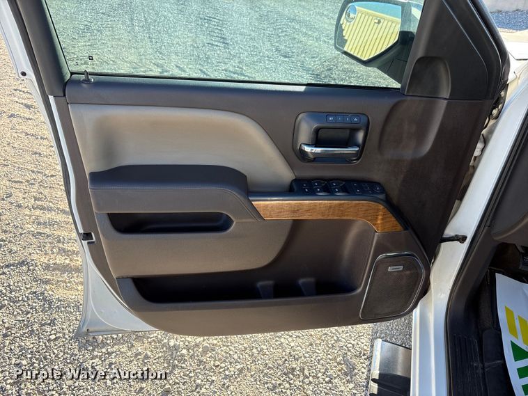 image for item EU4746 2014 Chevrolet Silverado 1500 Crew Cab pickup truck