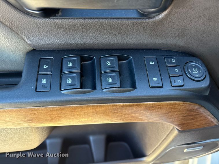 image for item EU4746 2014 Chevrolet Silverado 1500 Crew Cab pickup truck