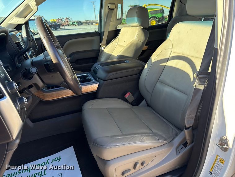 image for item EU4746 2014 Chevrolet Silverado 1500 Crew Cab pickup truck