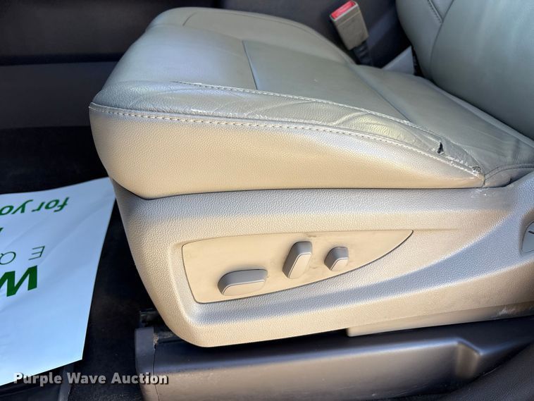 image for item EU4746 2014 Chevrolet Silverado 1500 Crew Cab pickup truck