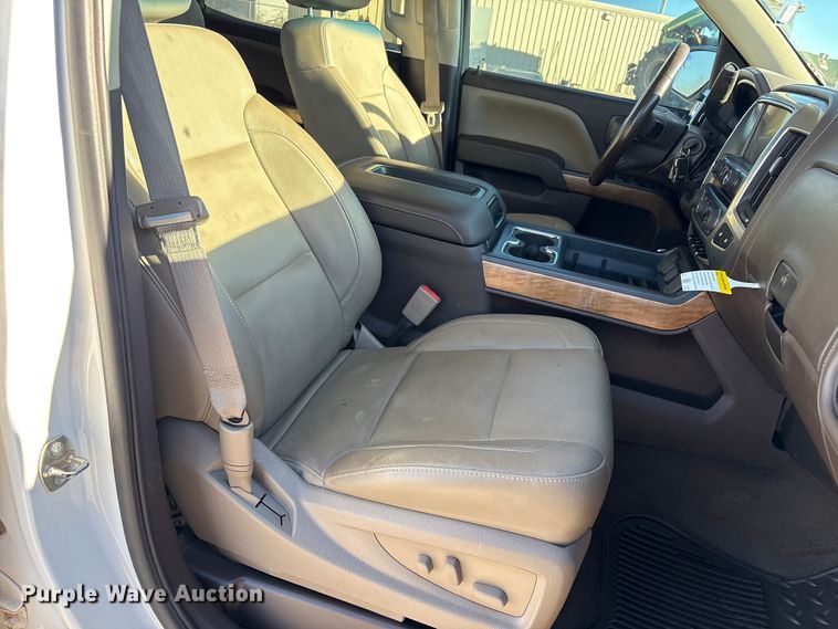 image for item EU4746 2014 Chevrolet Silverado 1500 Crew Cab pickup truck