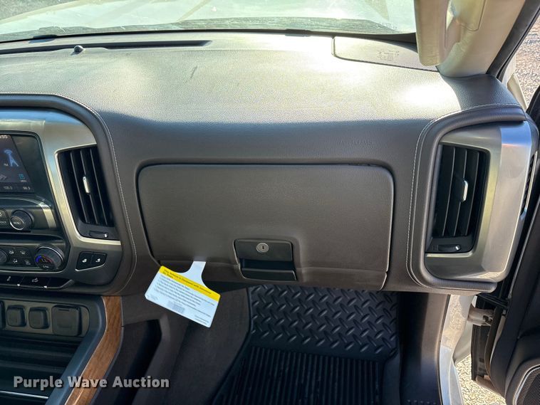 image for item EU4746 2014 Chevrolet Silverado 1500 Crew Cab pickup truck