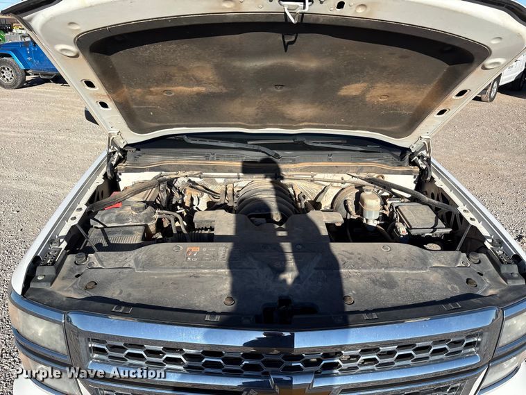 image for item EU4746 2014 Chevrolet Silverado 1500 Crew Cab pickup truck