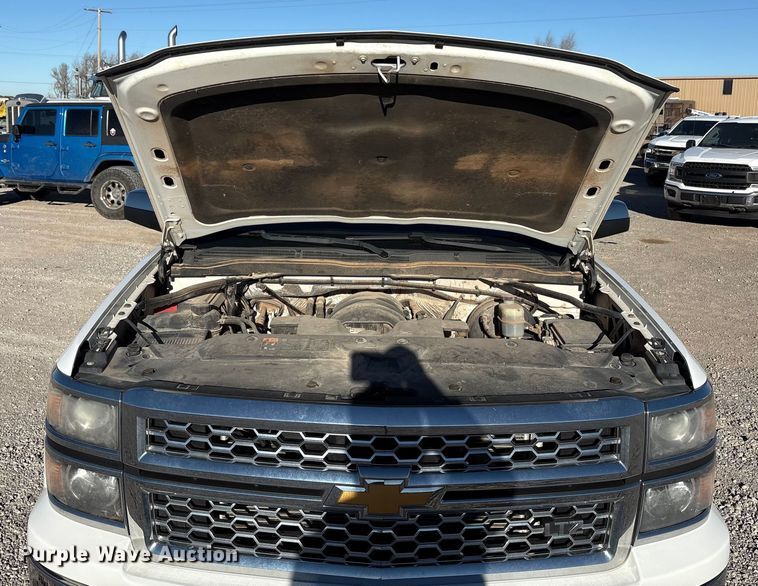 image for item EU4746 2014 Chevrolet Silverado 1500 Crew Cab pickup truck