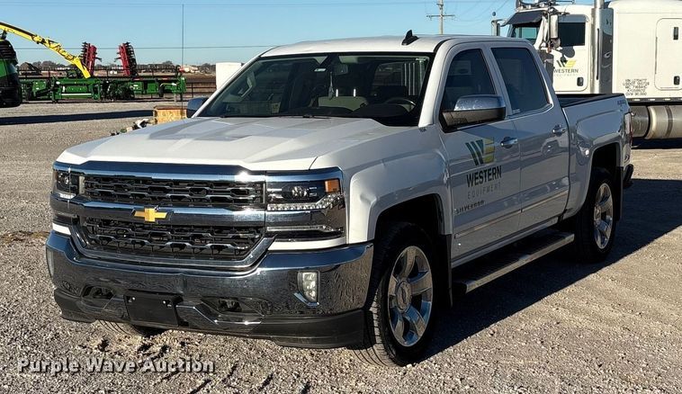 image for item EU4747 2017 Chevrolet Silverado 1500 Crew Cab pickup truck