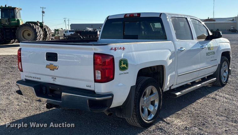 image for item EU4747 2017 Chevrolet Silverado 1500 Crew Cab pickup truck