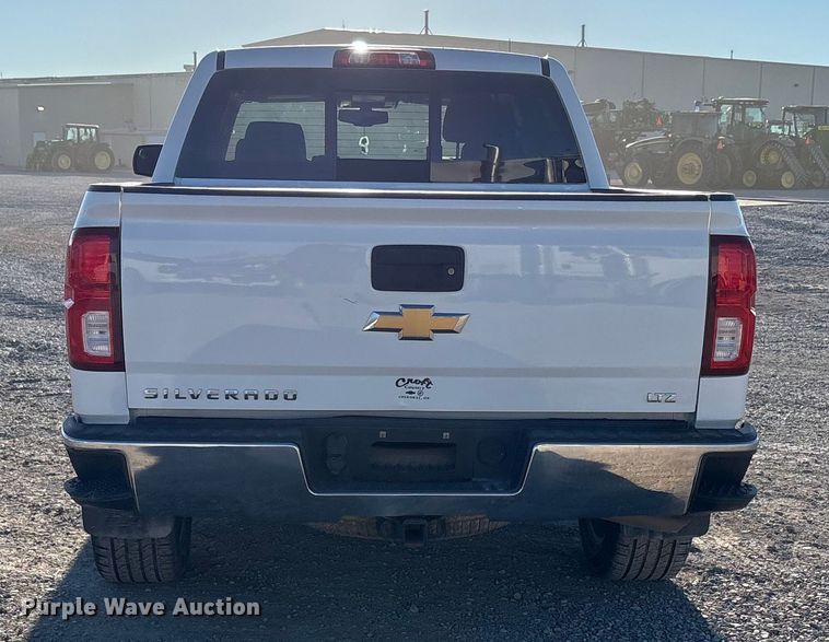 image for item EU4747 2017 Chevrolet Silverado 1500 Crew Cab pickup truck