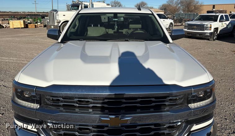 image for item EU4747 2017 Chevrolet Silverado 1500 Crew Cab pickup truck