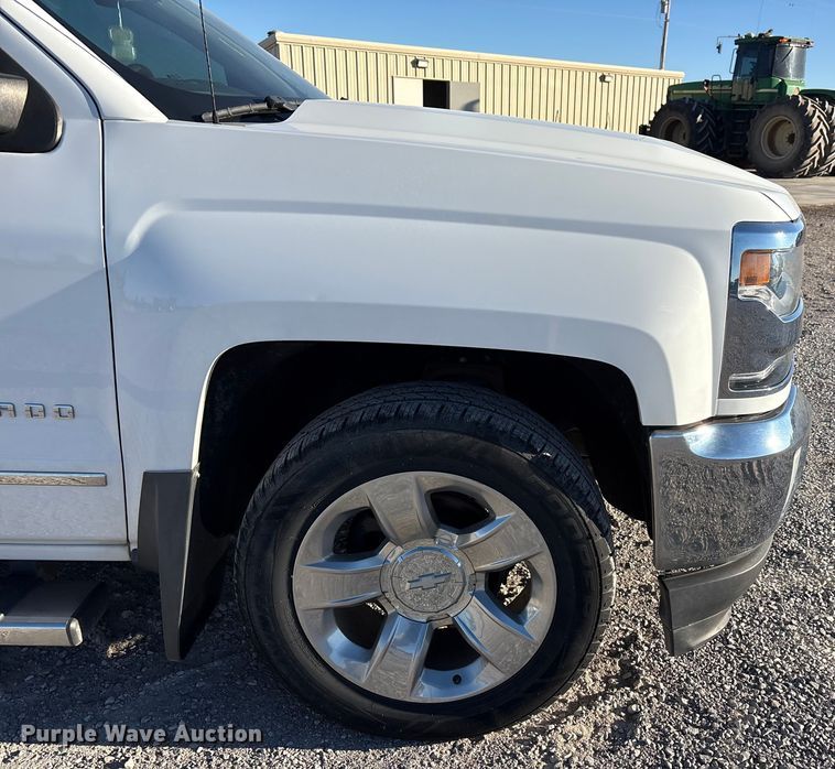 image for item EU4747 2017 Chevrolet Silverado 1500 Crew Cab pickup truck