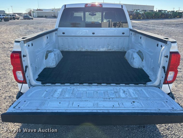 image for item EU4747 2017 Chevrolet Silverado 1500 Crew Cab pickup truck