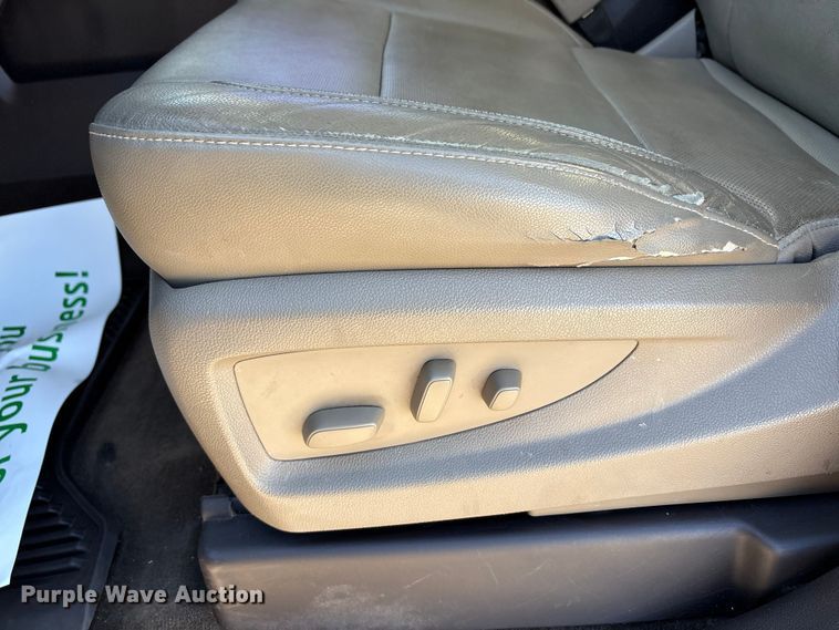 image for item EU4747 2017 Chevrolet Silverado 1500 Crew Cab pickup truck