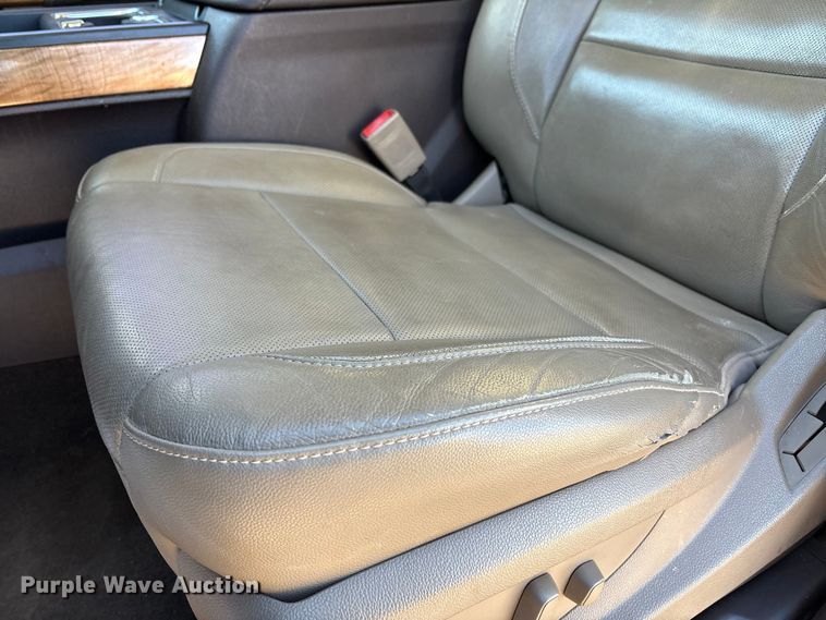 image for item EU4747 2017 Chevrolet Silverado 1500 Crew Cab pickup truck