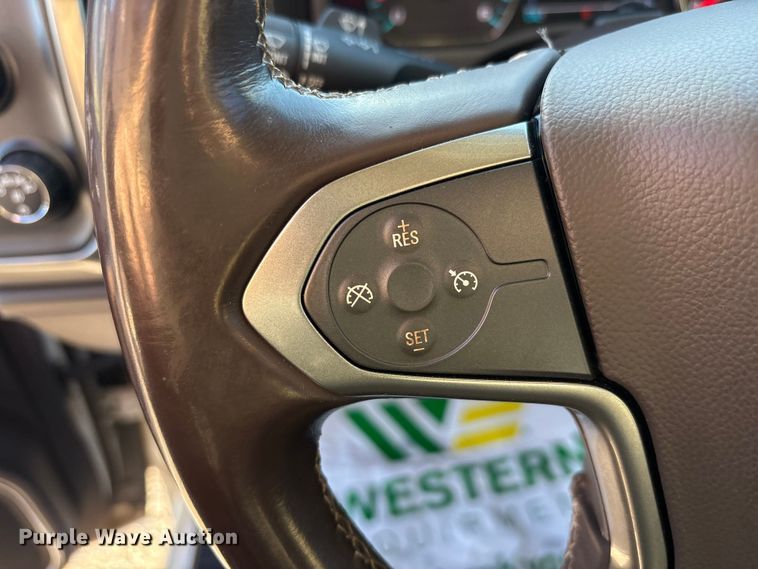 image for item EU4747 2017 Chevrolet Silverado 1500 Crew Cab pickup truck