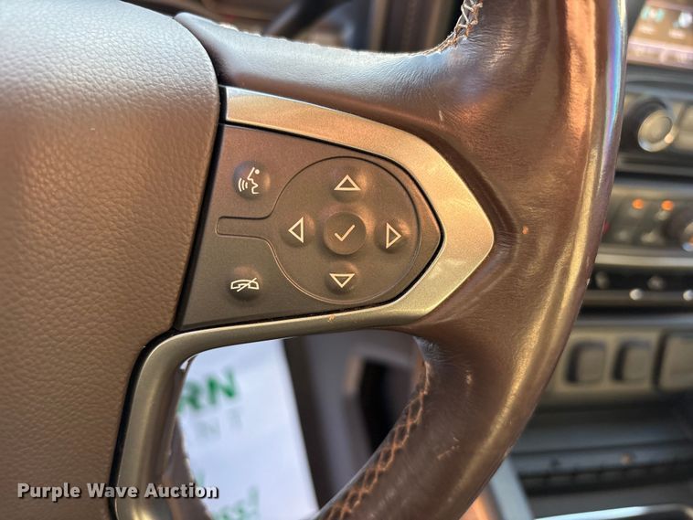 image for item EU4747 2017 Chevrolet Silverado 1500 Crew Cab pickup truck