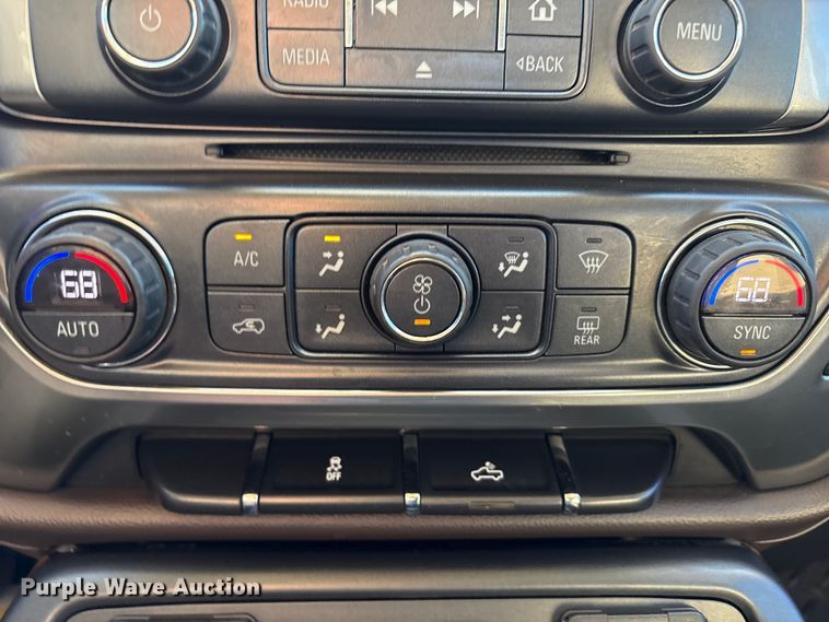 image for item EU4747 2017 Chevrolet Silverado 1500 Crew Cab pickup truck