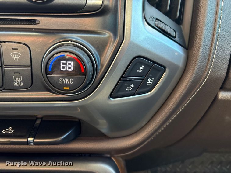 image for item EU4747 2017 Chevrolet Silverado 1500 Crew Cab pickup truck