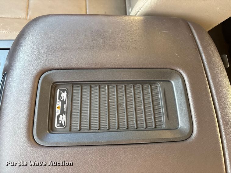 image for item EU4747 2017 Chevrolet Silverado 1500 Crew Cab pickup truck