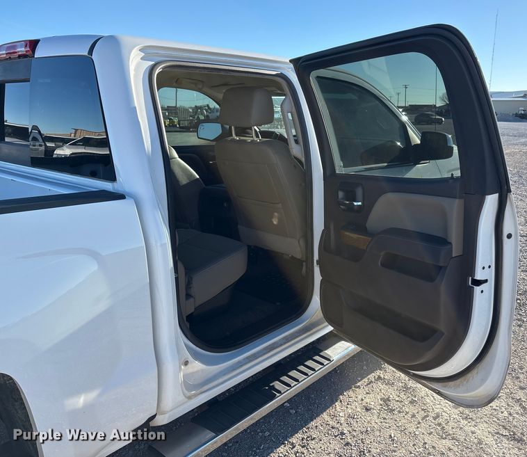 image for item EU4747 2017 Chevrolet Silverado 1500 Crew Cab pickup truck