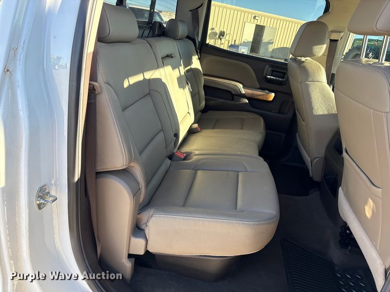 image for item EU4747 2017 Chevrolet Silverado 1500 Crew Cab pickup truck