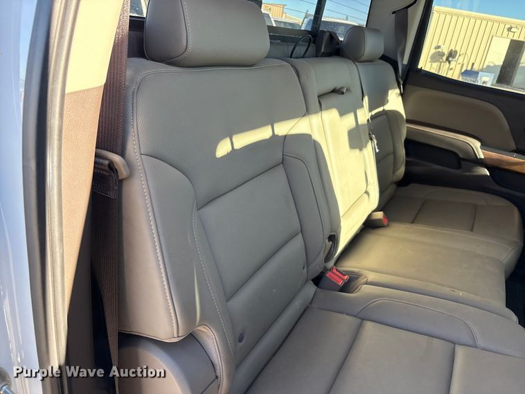 image for item EU4747 2017 Chevrolet Silverado 1500 Crew Cab pickup truck