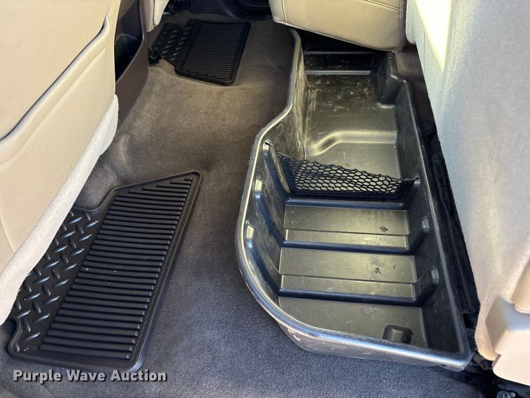 image for item EU4747 2017 Chevrolet Silverado 1500 Crew Cab pickup truck