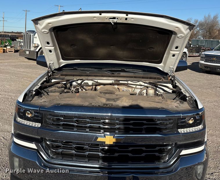 image for item EU4747 2017 Chevrolet Silverado 1500 Crew Cab pickup truck