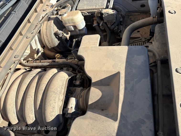 image for item EU4747 2017 Chevrolet Silverado 1500 Crew Cab pickup truck