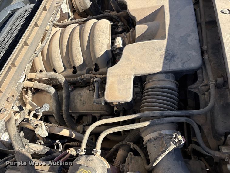 image for item EU4747 2017 Chevrolet Silverado 1500 Crew Cab pickup truck