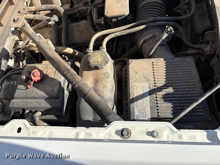 image for item EU4747 2017 Chevrolet Silverado 1500 Crew Cab pickup truck