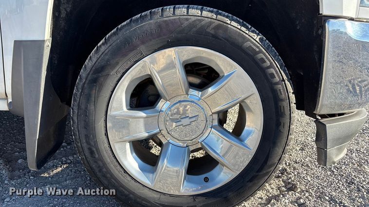 image for item EU4747 2017 Chevrolet Silverado 1500 Crew Cab pickup truck