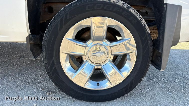 image for item EU4747 2017 Chevrolet Silverado 1500 Crew Cab pickup truck