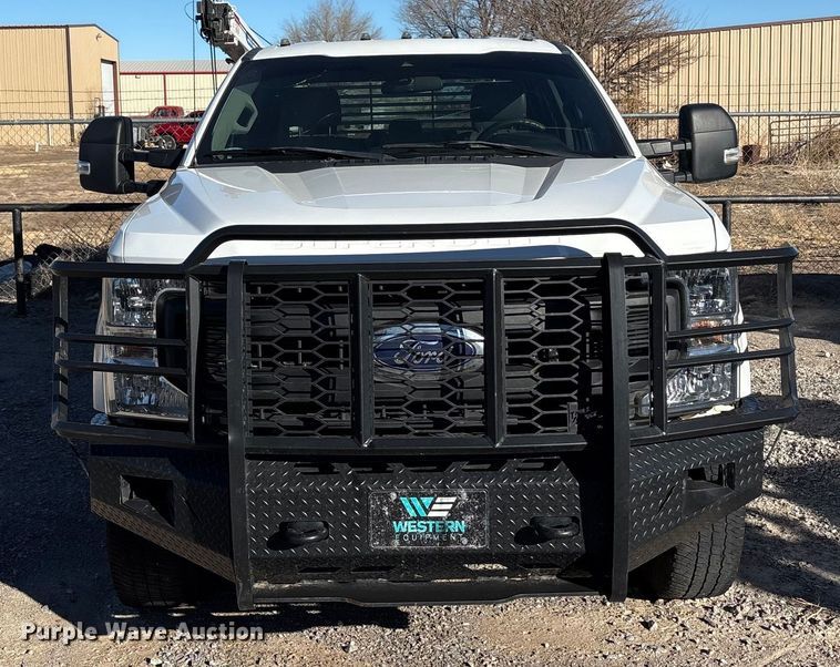 image for item EU4748 2020 Ford F350 Super Duty Ext. Cab utility bed pickup truck