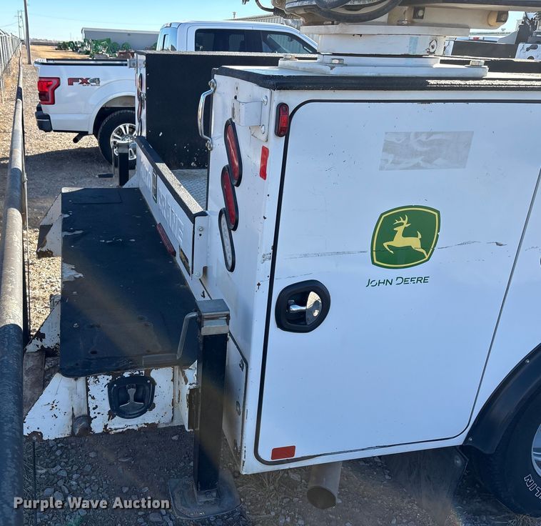 image for item EU4748 2020 Ford F350 Super Duty Ext. Cab utility bed pickup truck