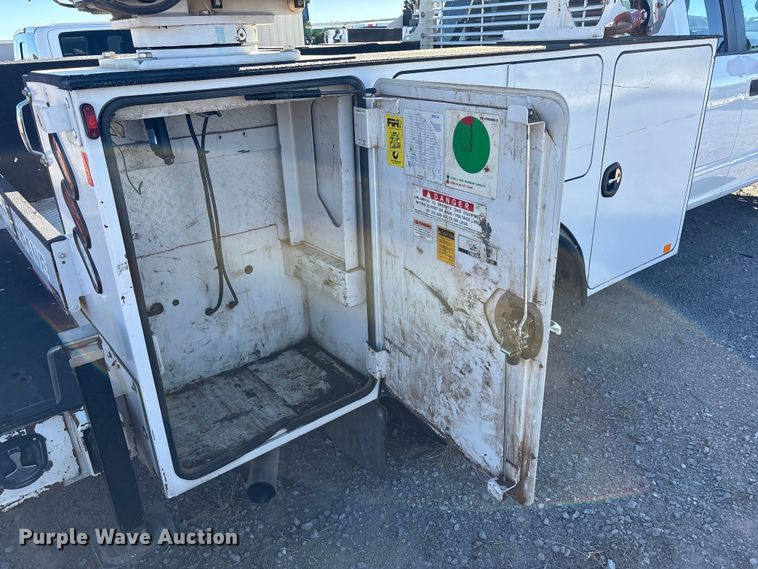 image for item EU4748 2020 Ford F350 Super Duty Ext. Cab utility bed pickup truck