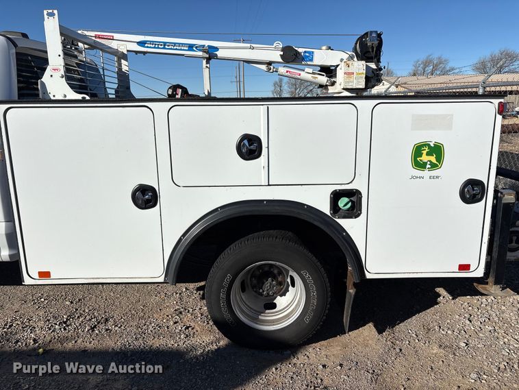 image for item EU4748 2020 Ford F350 Super Duty Ext. Cab utility bed pickup truck