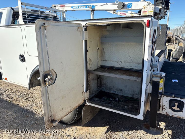 image for item EU4748 2020 Ford F350 Super Duty Ext. Cab utility bed pickup truck