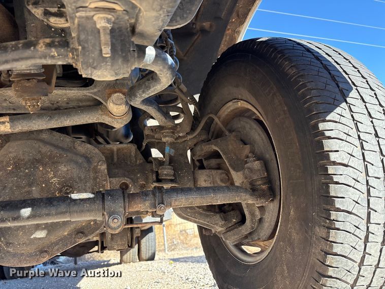 image for item EU4748 2020 Ford F350 Super Duty Ext. Cab utility bed pickup truck