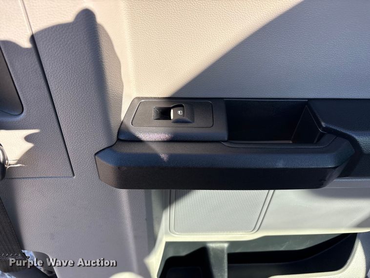 image for item EU4748 2020 Ford F350 Super Duty Ext. Cab utility bed pickup truck