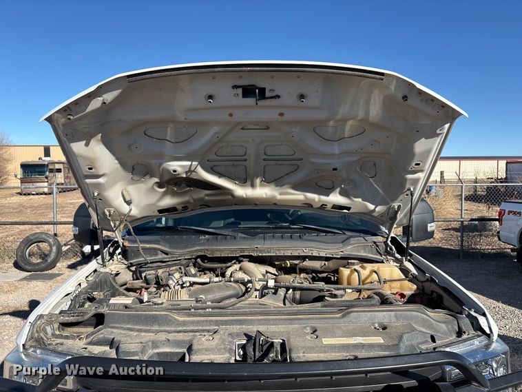 image for item EU4748 2020 Ford F350 Super Duty Ext. Cab utility bed pickup truck