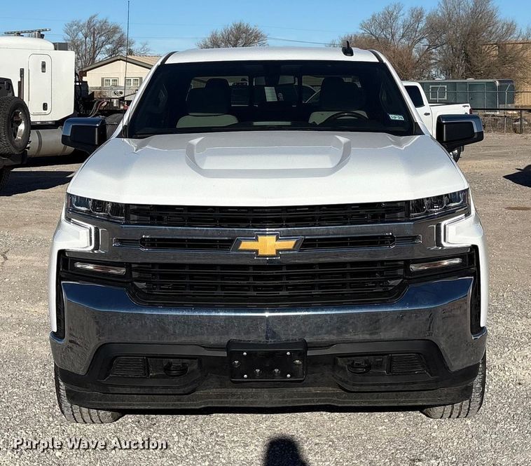 image for item EU4749 2021 Chevrolet Silverado 1500 Crew Cab pickup truck