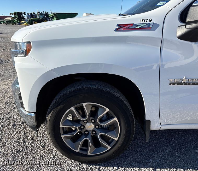 image for item EU4749 2021 Chevrolet Silverado 1500 Crew Cab pickup truck