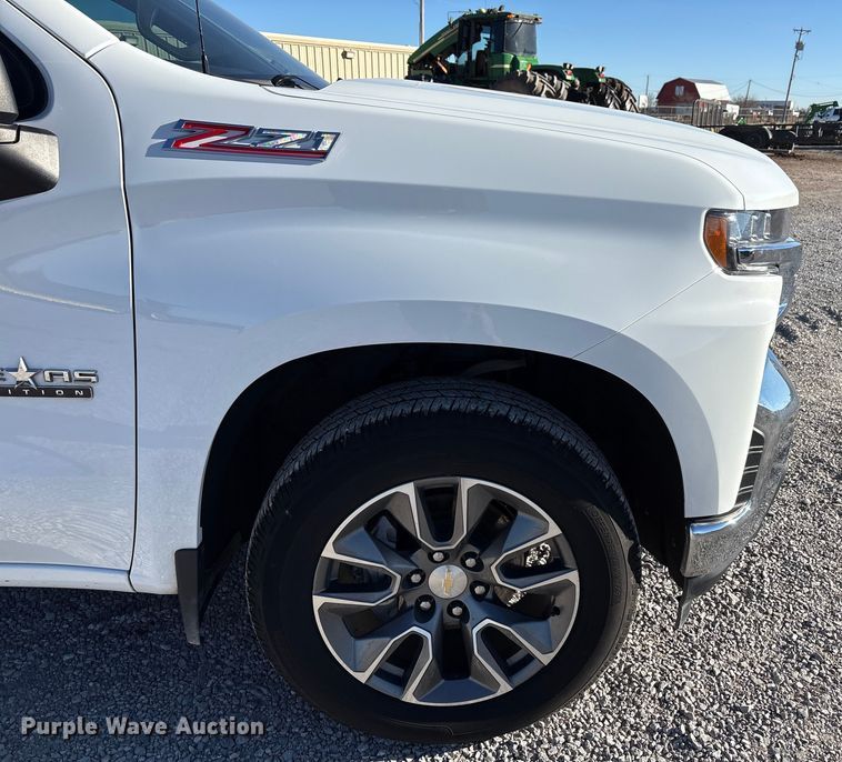 image for item EU4749 2021 Chevrolet Silverado 1500 Crew Cab pickup truck