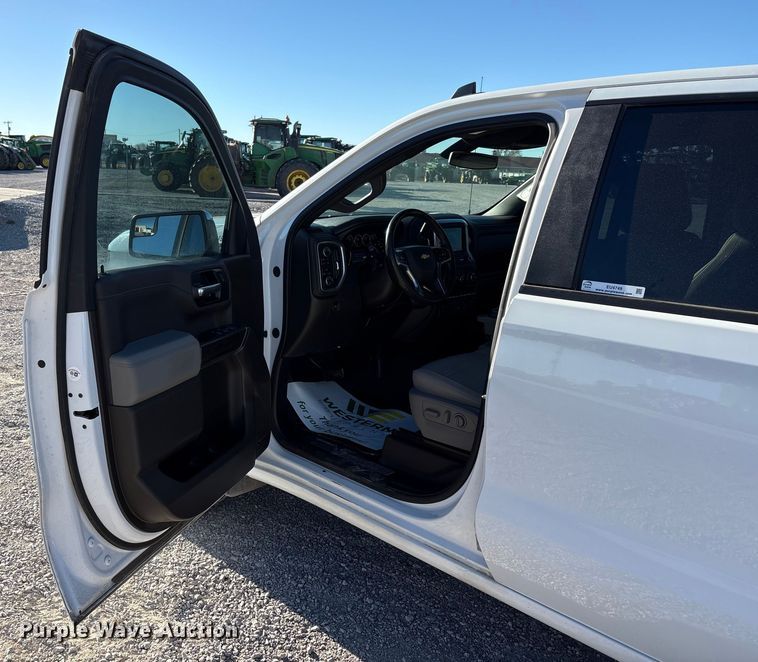 image for item EU4749 2021 Chevrolet Silverado 1500 Crew Cab pickup truck