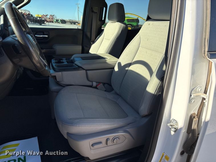 image for item EU4749 2021 Chevrolet Silverado 1500 Crew Cab pickup truck