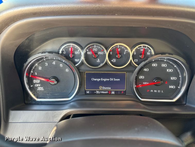 image for item EU4749 2021 Chevrolet Silverado 1500 Crew Cab pickup truck