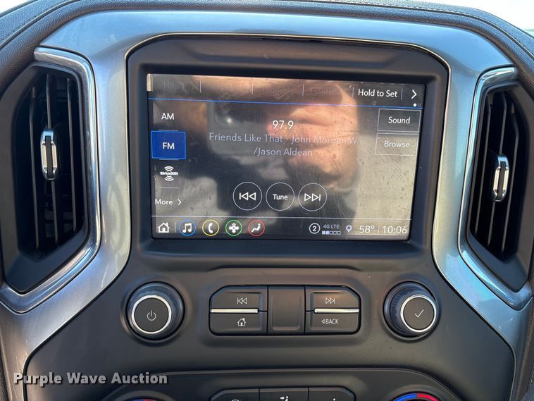 image for item EU4749 2021 Chevrolet Silverado 1500 Crew Cab pickup truck