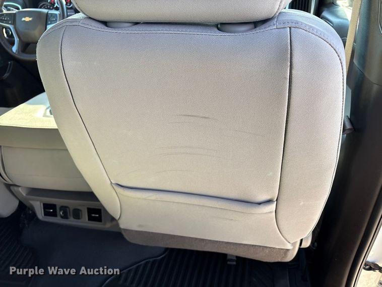 image for item EU4749 2021 Chevrolet Silverado 1500 Crew Cab pickup truck