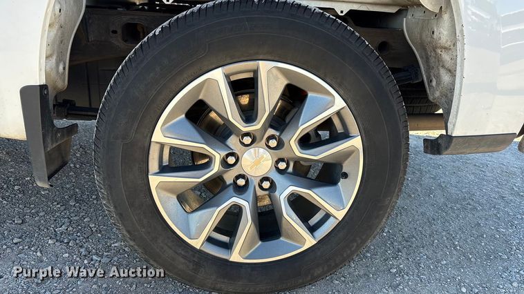 image for item EU4749 2021 Chevrolet Silverado 1500 Crew Cab pickup truck