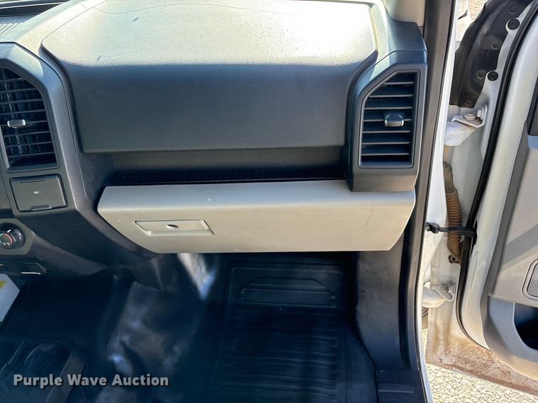 image for item EU4750 2018 Ford F150 Ext. Cab pickup truck