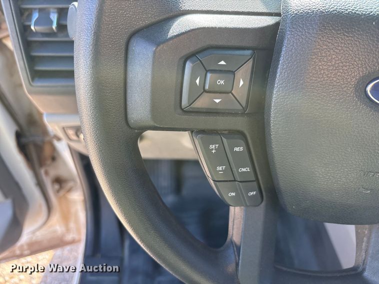 image for item EU4751 2015 Ford F150 Ext. Cab pickup truck